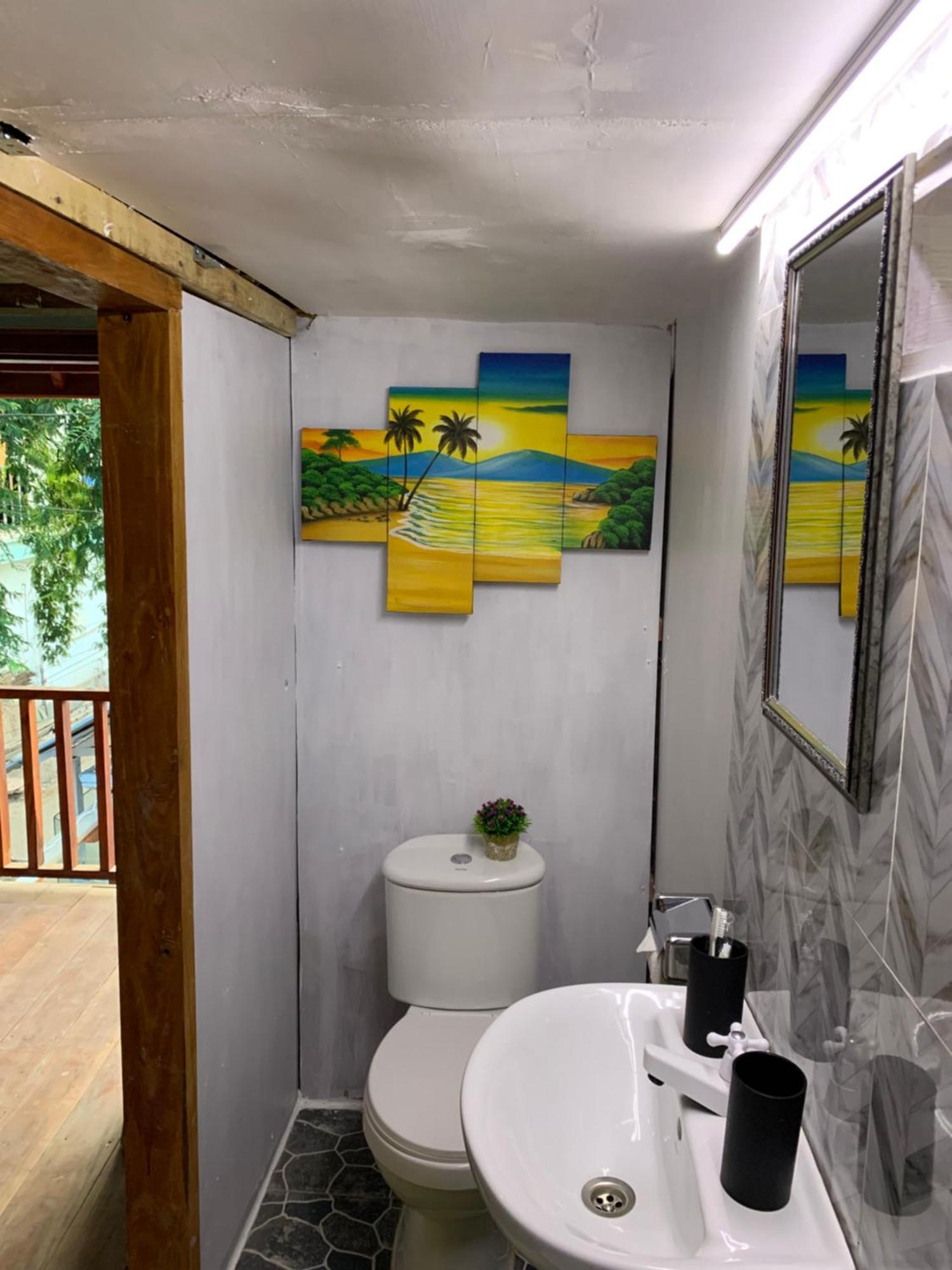 Gili Davidoff Upstairs Budget And Deluxe Джили Трауанган Екстериор снимка